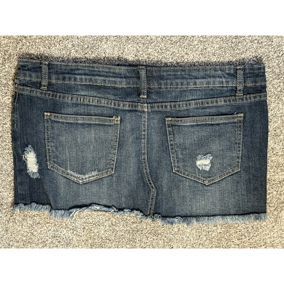 Wet Seal Womens Blue Denim Distressed Mini Skirt Size 11 Medium Wash Raw Hem Y2K - Picture 2 of 10